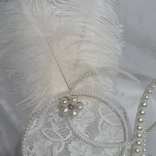 Load image into Gallery viewer, Pearl Monogram Cake Topper: Lace & Feather, Gatsby Style Initial (6")