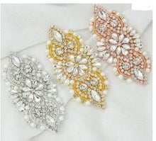 Load image into Gallery viewer, Bling rhinestone Wedding Bouquet Holder: Crystal Diamante jewel handle