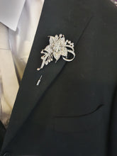 Load image into Gallery viewer, Crystal Bridal Brooch Bouquet: Silver Jewel Wedding Cascade