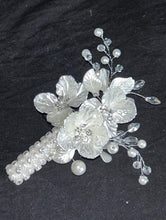 Load image into Gallery viewer, Ivory flower boutionerre lapel pin for groom and groomsmen, bouquet by crystal wedding uk