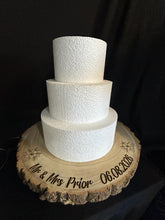 Load image into Gallery viewer, Personalized Wood Slice Cake Stand, Engraved Rustic Wedding Engagment Display stand, Personalised Engraved log Slice with Lillies