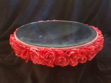 Load image into Gallery viewer, Rose wedding cake stand &amp; Roses for the cake side many colours by Crystal wedding uk
