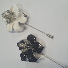 Load image into Gallery viewer, White flower wrist corsage and Boutonniere set wedding or Prom corsage. flower lily , Wedding Buttonhole Boutonnière by Crystal wedding uk
