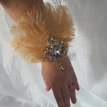 Load image into Gallery viewer, Feather wrist corsage,The Great Gatsby 1920&#39;s feather rhinestone brooch.
