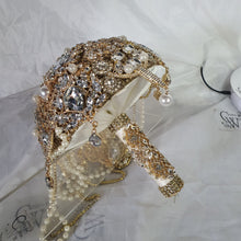 Load image into Gallery viewer, Gold Brooch bouquet, Jewel crystal wedding bouquet. Crystal Bridal Brooch Bouquet, cascade Jewel bouquet by Crystal wedding uk
