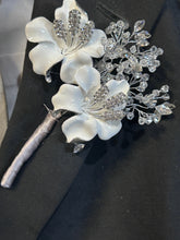 Load image into Gallery viewer, White Flower Rhinestone Wedding Boutonniere: Silver Ribbon Stem
