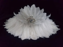 Load image into Gallery viewer, Feather cake stand, Great Gatsby, 1920&#39;s wedding. by Crystal wedding ukw
