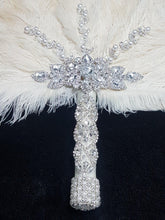 Load image into Gallery viewer, Feather Fan wedding bouquet, Off white , Ostrich feather bouquet
