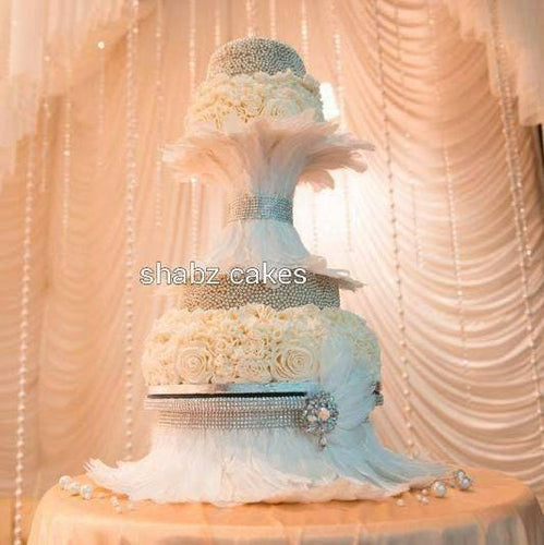 Feather cake stand, Great Gatsby, 1920's wedding. by Crystal wedding ukw