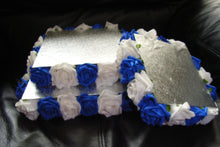 Load image into Gallery viewer, Rose tier cake dividers, Rose wedding cake decorations
