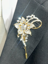 Load image into Gallery viewer, Crystal Flower Groom Boutonniere: Silver Wedding Lapel Pin
