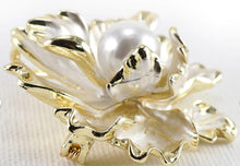 Load image into Gallery viewer, White gold flower Brooch Groom usher small Boutonniere. Alternative flower lily,Wedding Buttonhole Pin. Boutonnière by Crystal wedding uk
