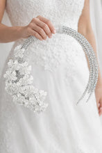 Load image into Gallery viewer, Wedding bouquet Bridal Bouquet Rhinestone Lily Flower, Floral Crystal wedding flowers
