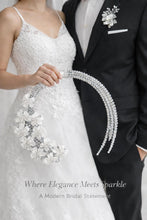 Load image into Gallery viewer, Wedding bouquet Bridal Bouquet Rhinestone Lily Flower, Floral Crystal wedding flowers
