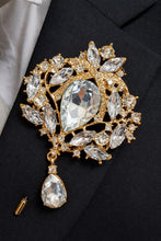 Load image into Gallery viewer, Gold brooch bouquet. Luxury Crystal pearl &amp; Brooch Bridal Bouquet
