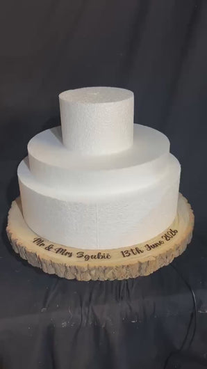 Personalized Wood Slice Cake Stand, Engraved Rustic Wedding Display stand, Personalised Engraved log Slice, Engagement Pedestal cake stand