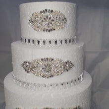 Load and play video in Gallery viewer, Rhinestone Cake Brooch Set for Wedding Cake, Silver Crystal Cake Bling, 3 Piece Cake Decoration, Bridal Cake Accessories

