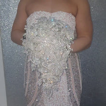Load and play video in Gallery viewer, Crystal Bridal Brooch Bouquet: Silver Rhinestone Wedding Bouquet
