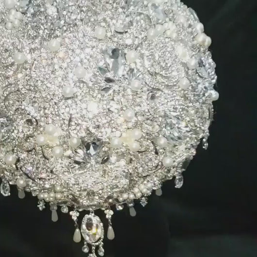 Crystal brooch bouquet, jewel bouquet, alternative Great Gatsby style wedding flowers. by Crystal wedding uk