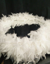 Load image into Gallery viewer, Feather wedding cake stand
