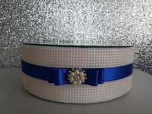 Load image into Gallery viewer, Pearl cake stand, cake holder with  any colour and Pearl brooch

