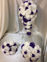 Load image into Gallery viewer, brooch bouquet  with artifical foam roses
