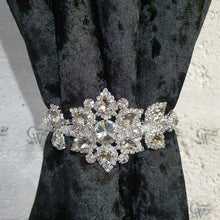 Load image into Gallery viewer, Crystal Tie Backs, Slim Curtains hold backs, magnetic holder
